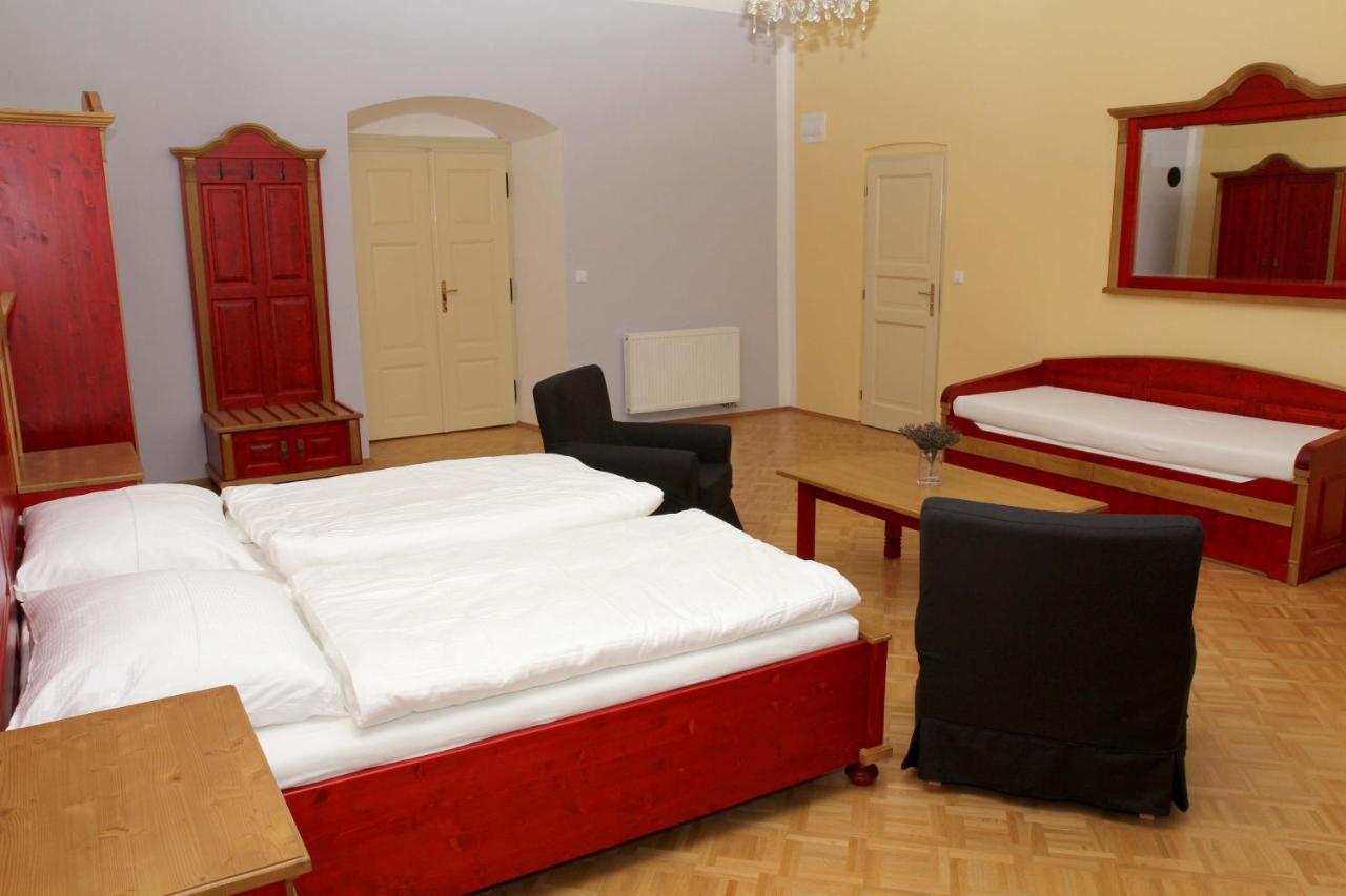 Zamek Liboun Hotel Louňovice pod Blaníkem Eksteriør billede